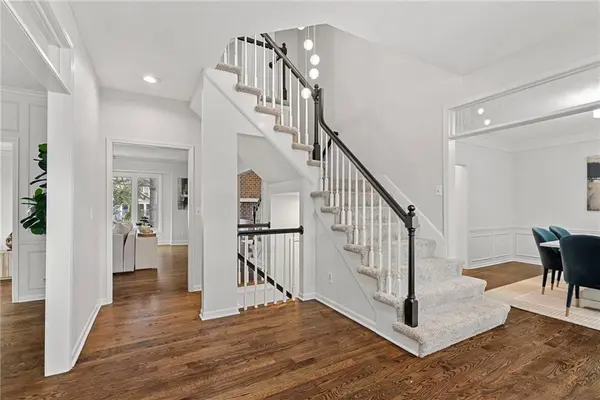5212 W 129 ST, Leawood, KS 66209