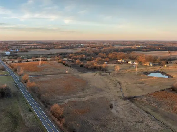 0000 South State Route F Rural Route, Garden City, MO 64747
