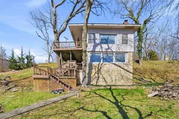 40 & 39B Z ST, Lake Lotawana, MO 64068