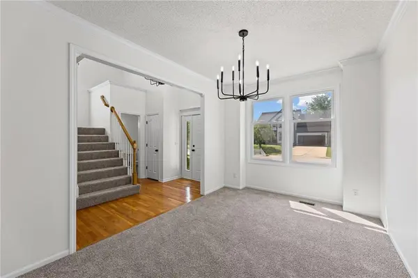 16764 W 157th ST, Olathe, KS 66062