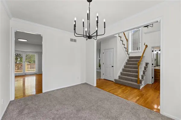 16764 W 157th ST, Olathe, KS 66062
