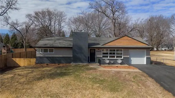 6402 N Forest AVE, Oakview, MO 64118