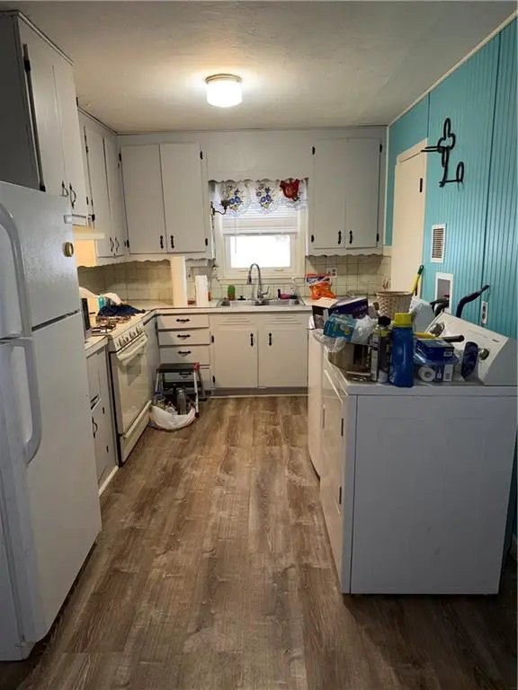 20 Johnson ST, Buckner, MO 64016