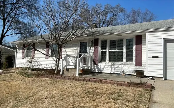 6200 Russell ST, Mission, KS 66202