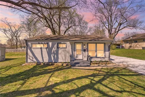 116 HOLLYWOOD BLVD, Belton, MO 64012