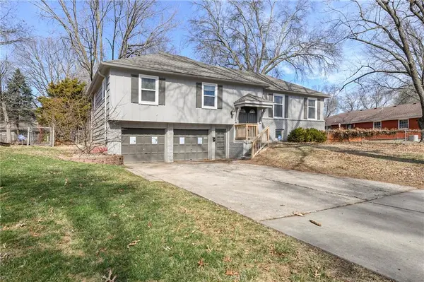 6316 E 109TH TER, Kansas City, MO 64134