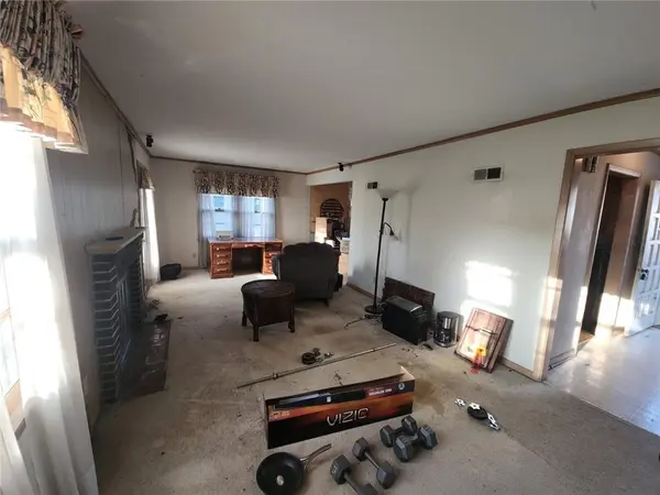 5808 Mackey ST, Mission, KS 66202
