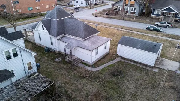 608 Park AVE, Excelsior Springs, MO 64024