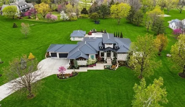 21100 W 105th ST, Olathe, KS 66061