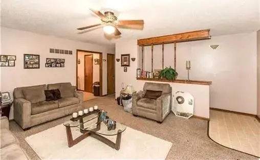 5313 Lewis AVE, Kansas City, MO 64129