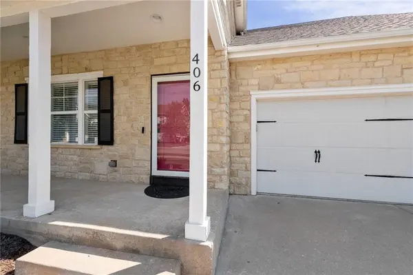 406 N Olivia AVE, Lawrence, KS 66049