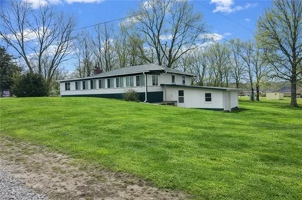 170 NE 1011 RD, Knob Noster, MO 65336