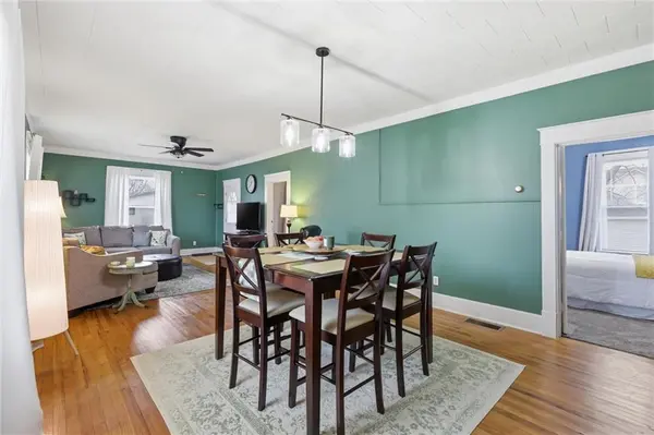 126 S OAK ST, Gardner, KS 66030