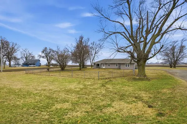 7166 State Route T HWY, Amazonia, MO 64421