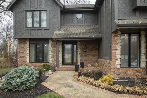 12308 E 63rd TER, Kansas City, MO 64133