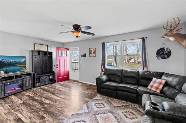 205 N Coats ST, Norborne, MO 64668