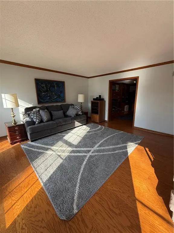 13511 W 82nd ST, Lenexa, KS 66215
