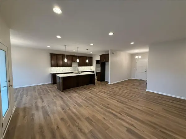 1003 George CT, Effingham, KS 66023