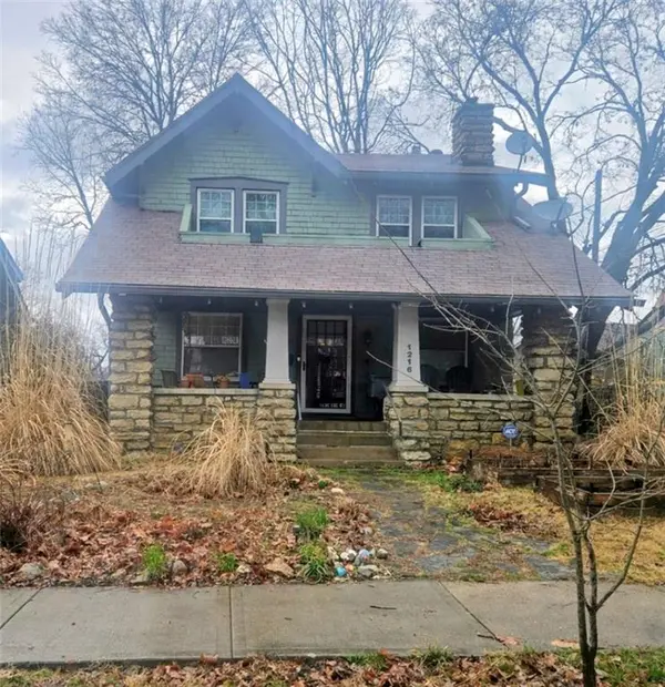 1216 W 38th ST, Kansas City, MO 64111