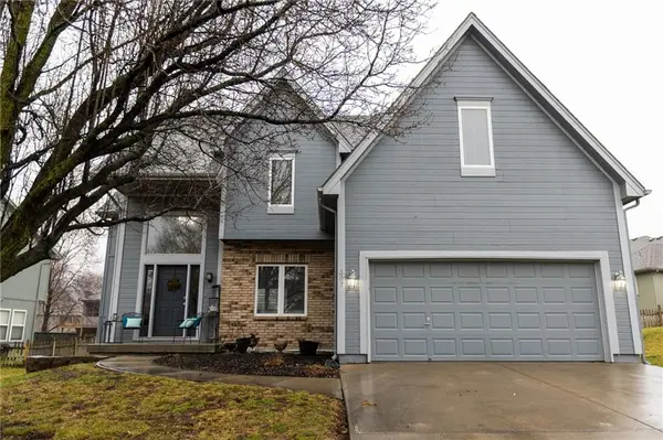 307 W 11th TER, Kearney, MO 64060
