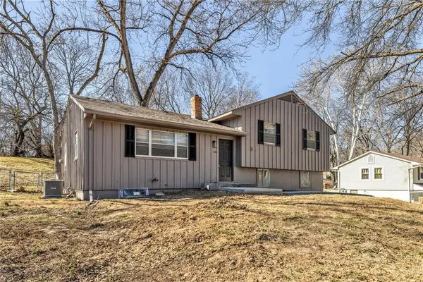 5700 NW Hutson RD, Kansas City, MO 64151