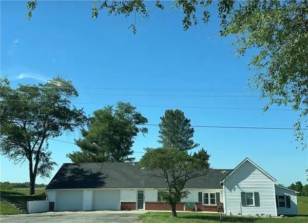 18031 State Route O HWY, Cosby, MO 64436