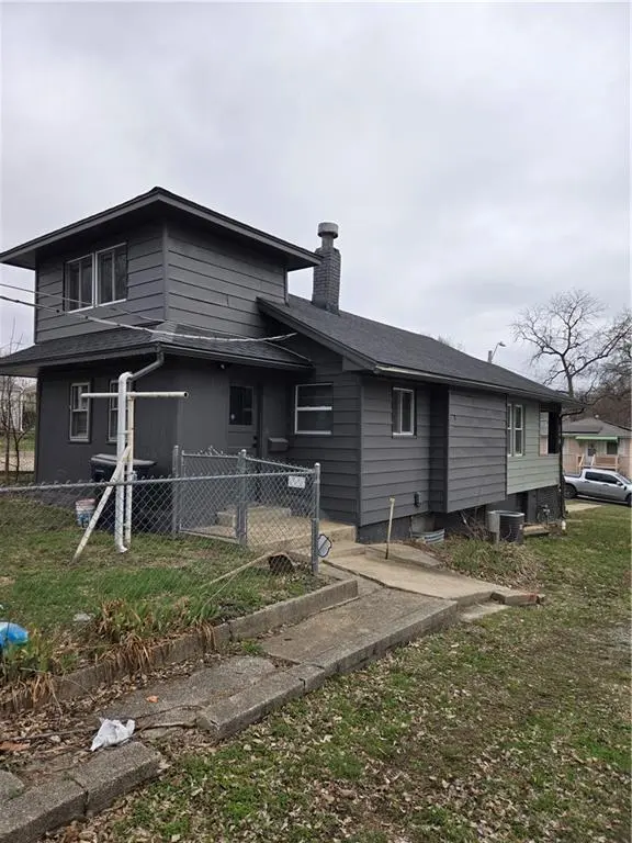 4412 N Jackson AVE, Kansas City, MO 64117