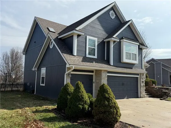 4303 Leighton CT, St Joseph, MO 64506