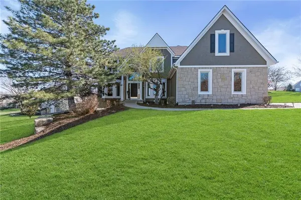 9908 W 147th ST, Overland Park, KS 66221