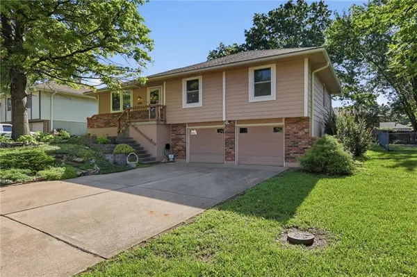 16311 Mckinley ST, Belton, MO 64012