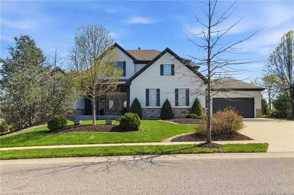 11505 W 158 ST, Overland Park, KS 66221