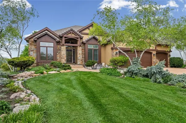 20816 W 99th ST, Lenexa, KS 66220