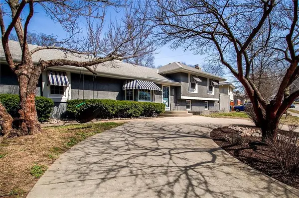 14400 E 40th ST #S, Independence, MO 64055