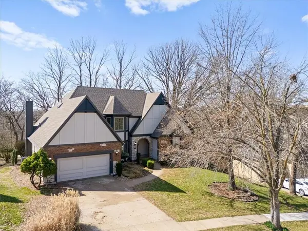 5519 NW 62ND CT, Kansas City, MO 64151