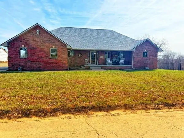 1516 Nebraska ST, Mound City, MO 64470