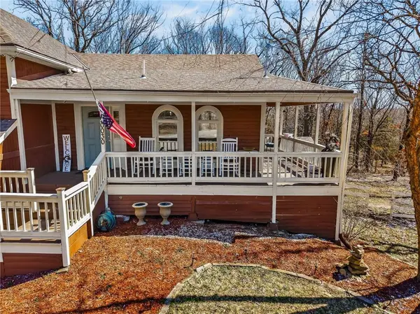 30030 W 84th ST, De Soto, KS 66018