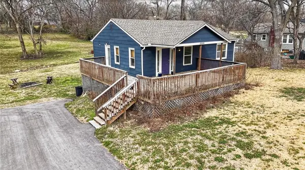 2832 N 74 ST, Kansas City, KS 66109