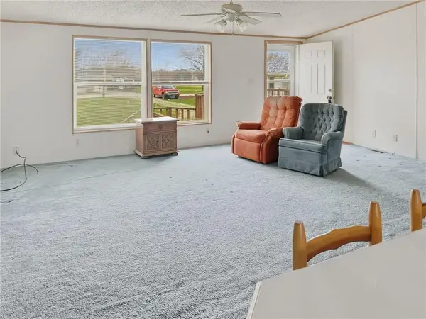 205 N Macon ST, Meadville, MO 64659