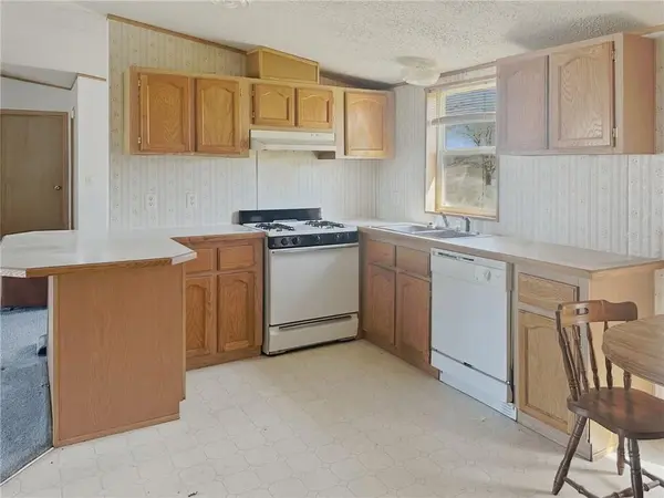 205 N Macon ST, Meadville, MO 64659