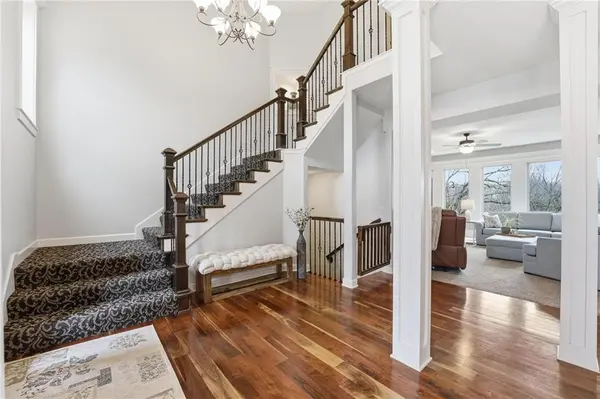 14855 NW 61st ST, Parkville, MO 64152