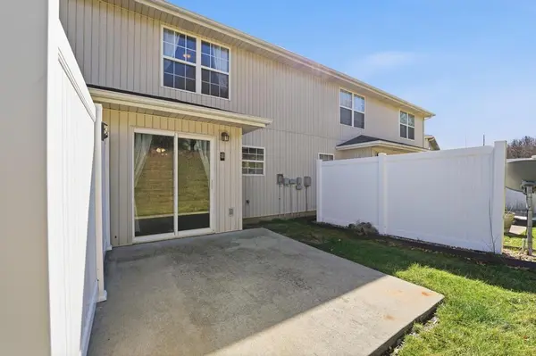 13684 OAK VALLEY DR, Platte City, MO 64079