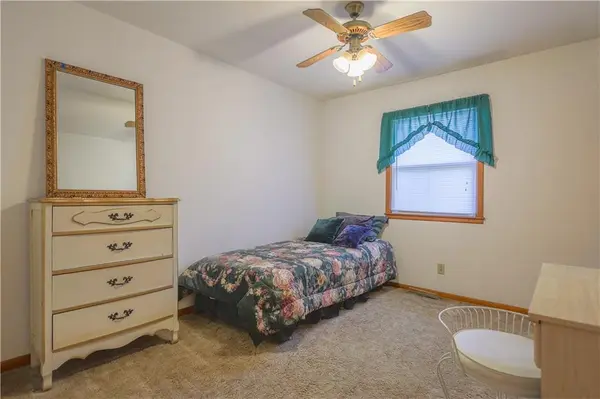 107 Collette ST, Excelsior Springs, MO 64024