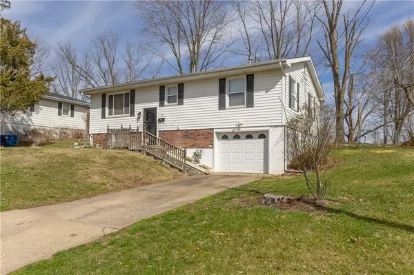 107 Collette ST, Excelsior Springs, MO 64024