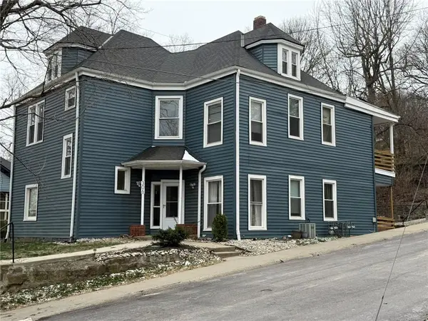 306 Main ST,  Parkville,  MO 64152