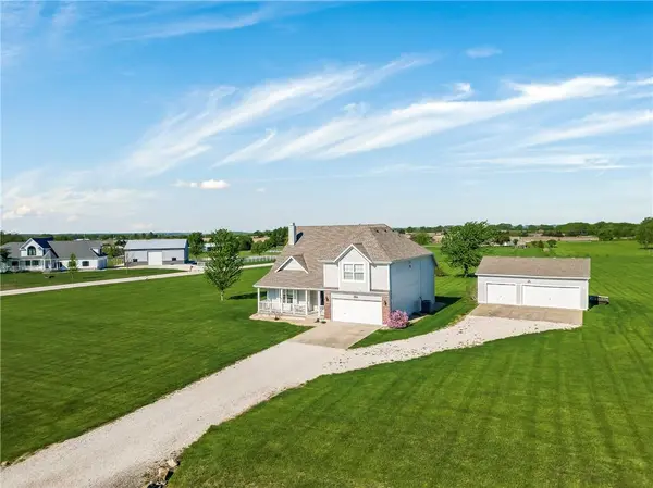 27572 Normandy RD, Louisburg, KS 66053