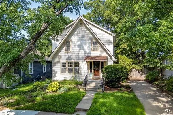 1807 Alabama ST, Lawrence, KS 66044