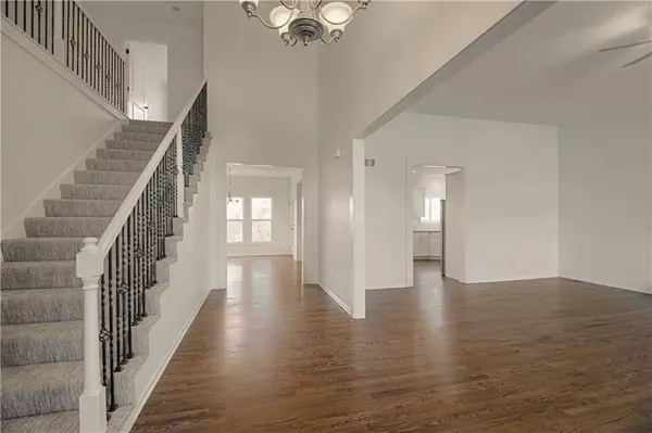 10224 N Willow AVE, Kansas City, MO 64157