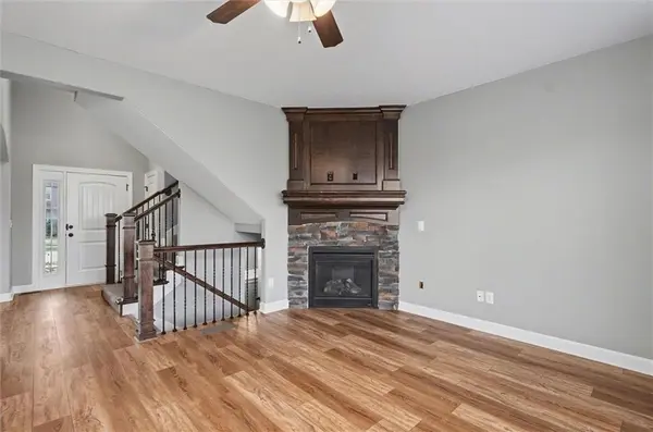 28600 W 162nd PL, Gardner, KS 66030