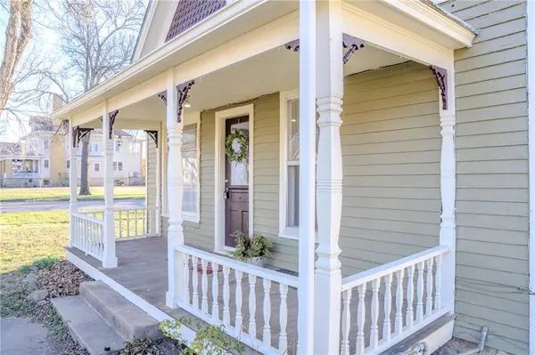 503 N 11th ST, Fredonia, KS 66736