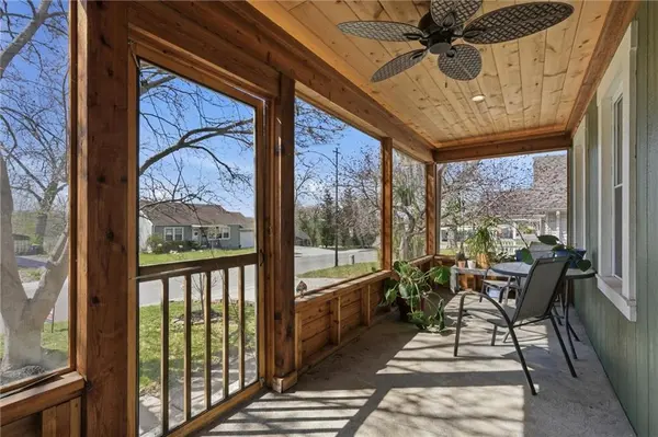 4719 Canterbury ST, Roeland Park, KS 66205